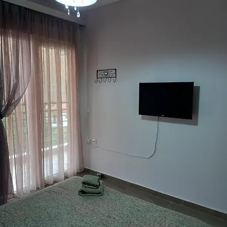 Modern Sweet With Amazing View!! Apartment Serres